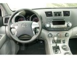2011 Toyota Highlander SE 4WD Dashboard