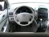 2008 Toyota Sienna LE Dashboard