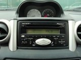 2004 Scion xA  Controls