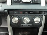 2004 Scion xA  Controls