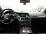 2010 Audi Q7 3.0 TDI quattro Dashboard