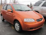 2005 Spicy Orange Metallic Chevrolet Aveo LT Hatchback #46546320