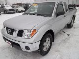 2008 Radiant Silver Nissan Frontier LE King Cab 4x4 #46631866