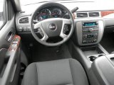 2011 GMC Yukon SLE 4x4 Dashboard