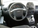 2009 Jeep Patriot Sport Dashboard