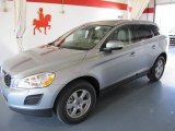 2011 Electric Silver Metallic Volvo XC60 3.2 #46749947