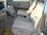 2003 Nissan Pathfinder SE Beige Interior