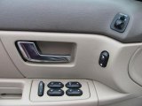 2002 Ford Taurus SEL Wagon Controls