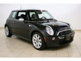 2006 Astro Black Metallic Mini Cooper S Hardtop #46777020