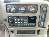 2002 Chevrolet Astro LS AWD Controls