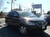 2011 Volkswagen Routan SE