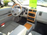 2007 Chrysler Aspen Limited Dashboard