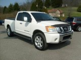 2009 Nissan Titan LE King Cab 4x4 Data, Info and Specs