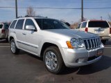 2008 Jeep Grand Cherokee Overland 4x4 Front 3/4 View