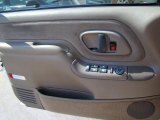 1999 Chevrolet Suburban K1500 LT 4x4 Controls