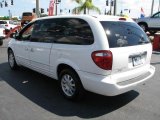2002 Chrysler Town & Country Stone White Clearcoat