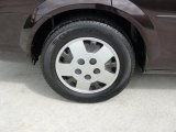 2004 Dodge Stratus SE Sedan Wheel