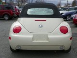 Harvest Moon Beige Volkswagen New Beetle in 2003