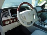 2005 Lincoln Navigator Luxury Dove Grey Interior