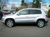 2010 Volkswagen Tiguan SEL 4Motion Exterior