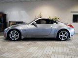 Carbon Silver Metallic Nissan 350Z in 2007