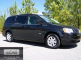 2008 Brilliant Black Crystal Pearlcoat Chrysler Town & Country Touring Signature Series #47113264