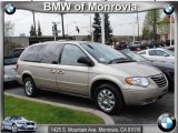 2005 Linen Gold Metallic Chrysler Town & Country Limited #47112958