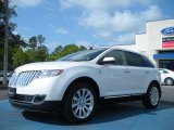 White Platinum Tri-Coat Lincoln MKX in 2011