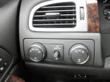 2011 GMC Sierra 3500HD Denali Crew Cab 4x4 Dually Controls