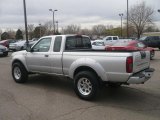 2004 Nissan Frontier SC King Cab 4x4 Exterior