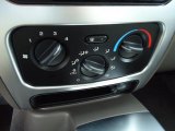 2004 Jeep Liberty Limited Controls