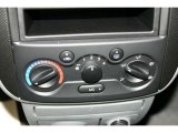 2005 Chevrolet Aveo LS Hatchback Controls