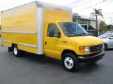 2007 Ford E Series Cutaway E350 Commercial Moving Truck Front 3/4 View