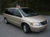 2001 Chrysler Town & Country LXi Front 3/4 View