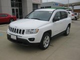 2011 Bright White Jeep Compass 2.4 Latitude #47251911