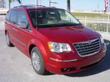 2009 Inferno Red Crystal Pearl Chrysler Town & Country Limited #4680903