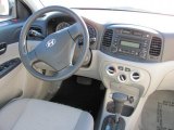 2007 Hyundai Accent GLS Sedan Dashboard