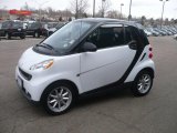 2010 Smart fortwo passion coupe Front 3/4 View