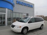 2005 Stone White Chrysler Town & Country Limited #47350643