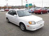 Hyundai Accent 2004 Data, Info and Specs
