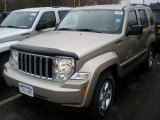 2011 Light Sandstone Metallic Jeep Liberty Sport 4x4 #47401808
