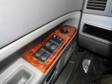 2007 Jeep Grand Cherokee Overland CRD 4x4 Controls