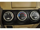 2005 Honda CR-V LX 4WD Controls