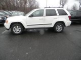 2008 Stone White Jeep Grand Cherokee Laredo 4x4 #47445340