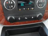 2008 Chevrolet Suburban 1500 LT Controls