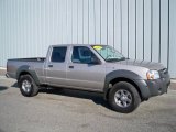 2003 Sand Dune Metallic Nissan Frontier XE V6 Crew Cab #4738846