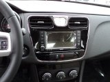 2011 Chrysler 200 Touring Controls