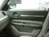 2008 Dodge Magnum SXT Door Panel