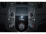 2011 Kia Forte SX Controls