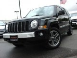 Brilliant Black Crystal Pearl Jeep Patriot in 2009